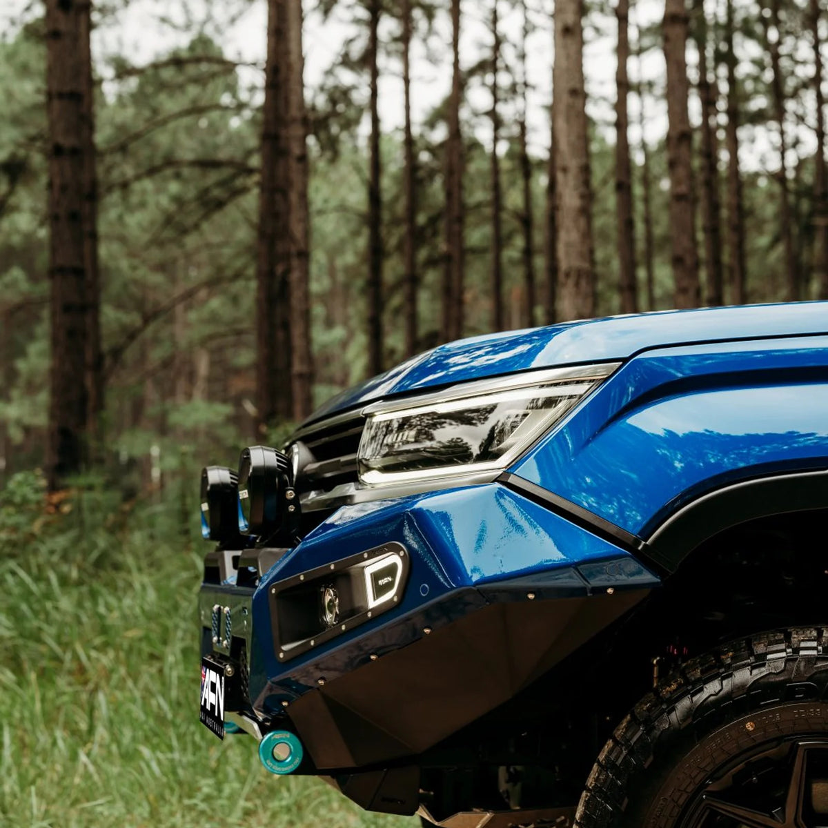 AFN Loopless Bull Bar for VW Amarok 2023+ side view